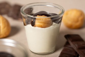 68315 Profiterol Fondente e Zabajone